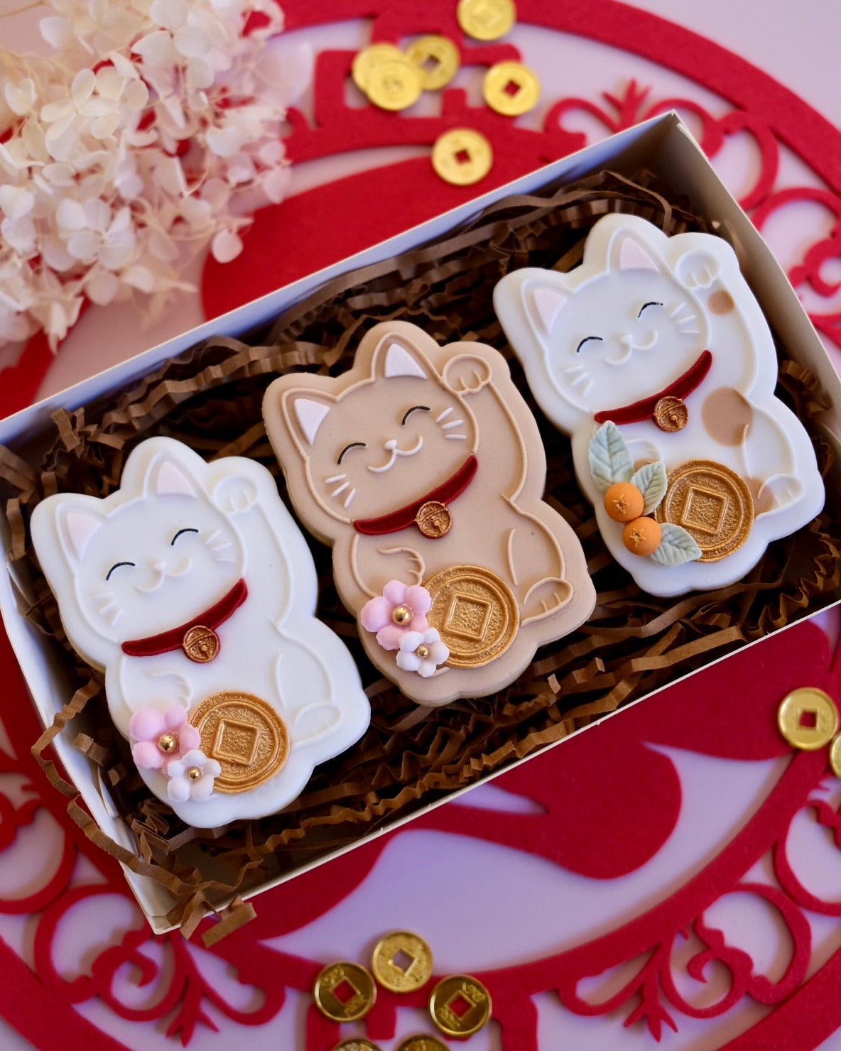 Lucky cat stamp with matching cutter