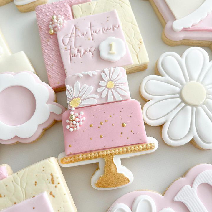 Two tiered cake stamp with matching cutter ( Extra 2 x cake part cutter included)