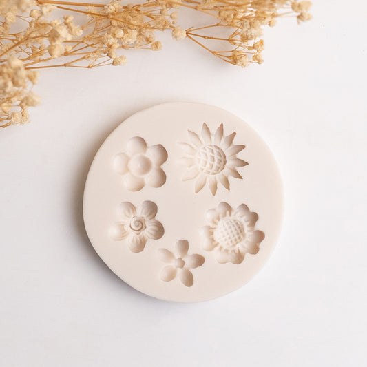 Pretty flowers Silicone Mould